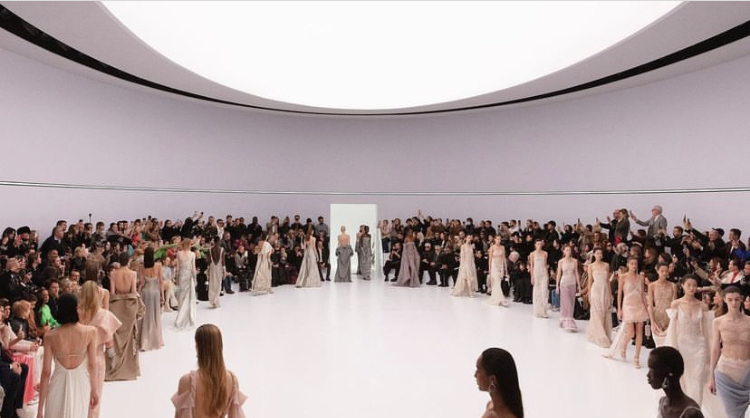 Колекція Haute Couture весна-літо 2023 для Fendi від Кіма Джонса